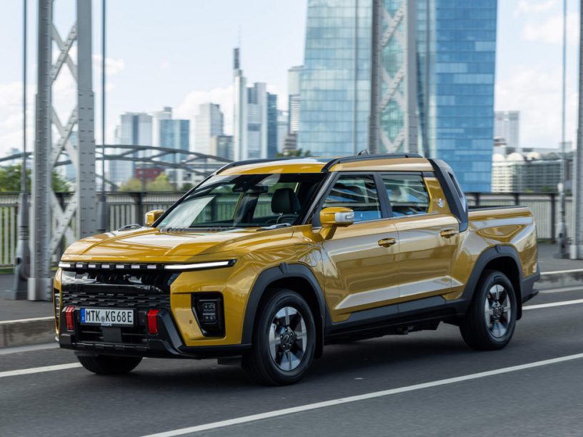 Veicoli commerciali Kgm Torres EVT